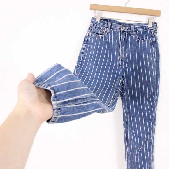 *American Eagle Outfitters Pinstripe Mom Jean - Picture 5 of 7
